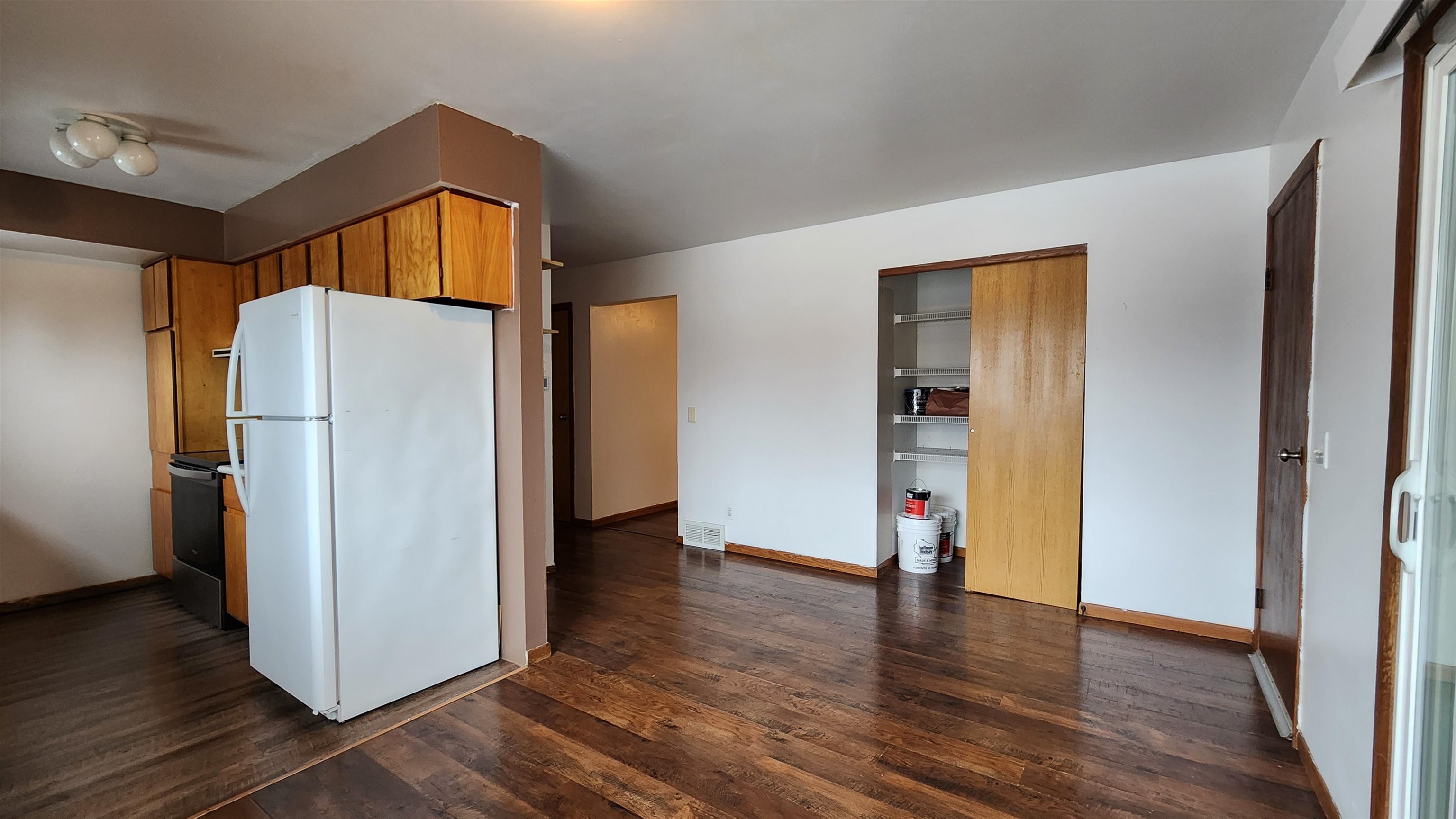 2421 Adler Middleton, WI 53562 - Photo 12 of 38