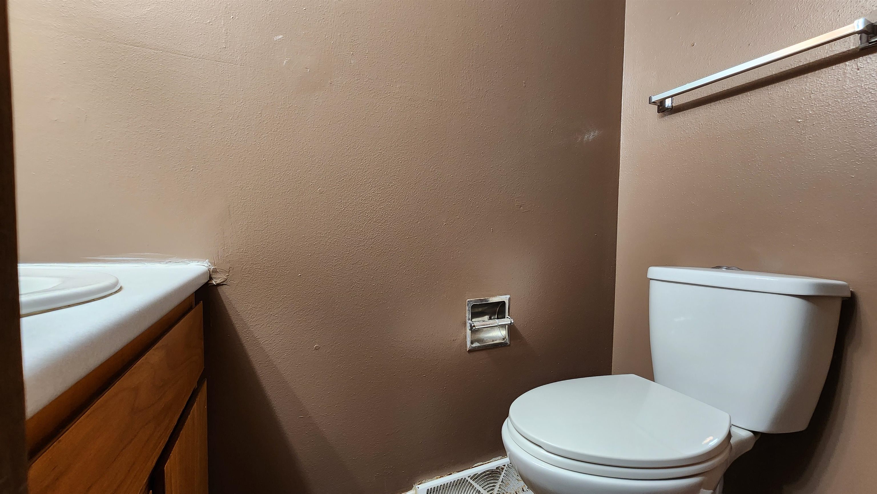 2421 Adler Middleton, WI 53562 - Photo 14 of 38