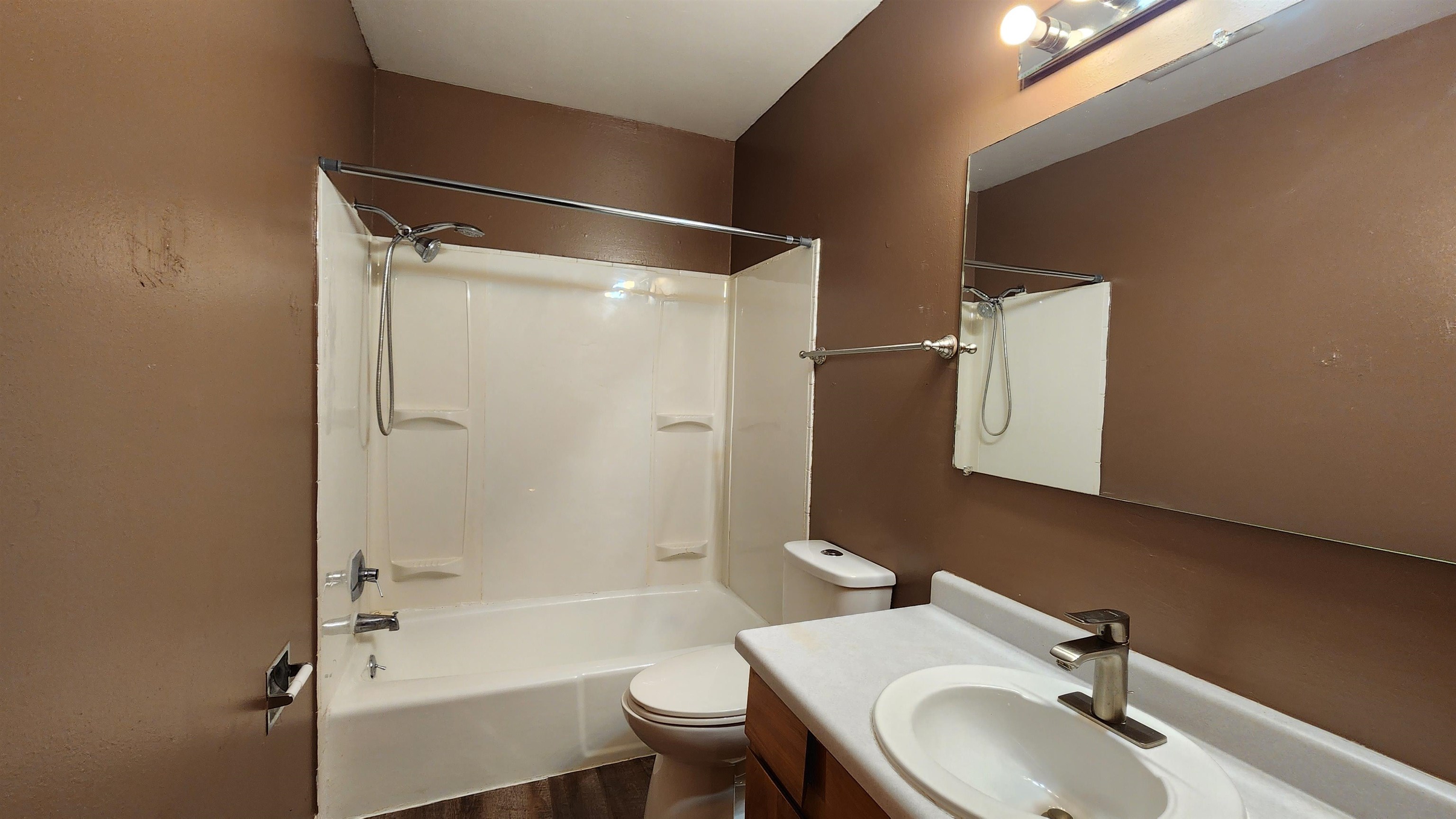 2421 Adler Middleton, WI 53562 - Photo 20 of 38