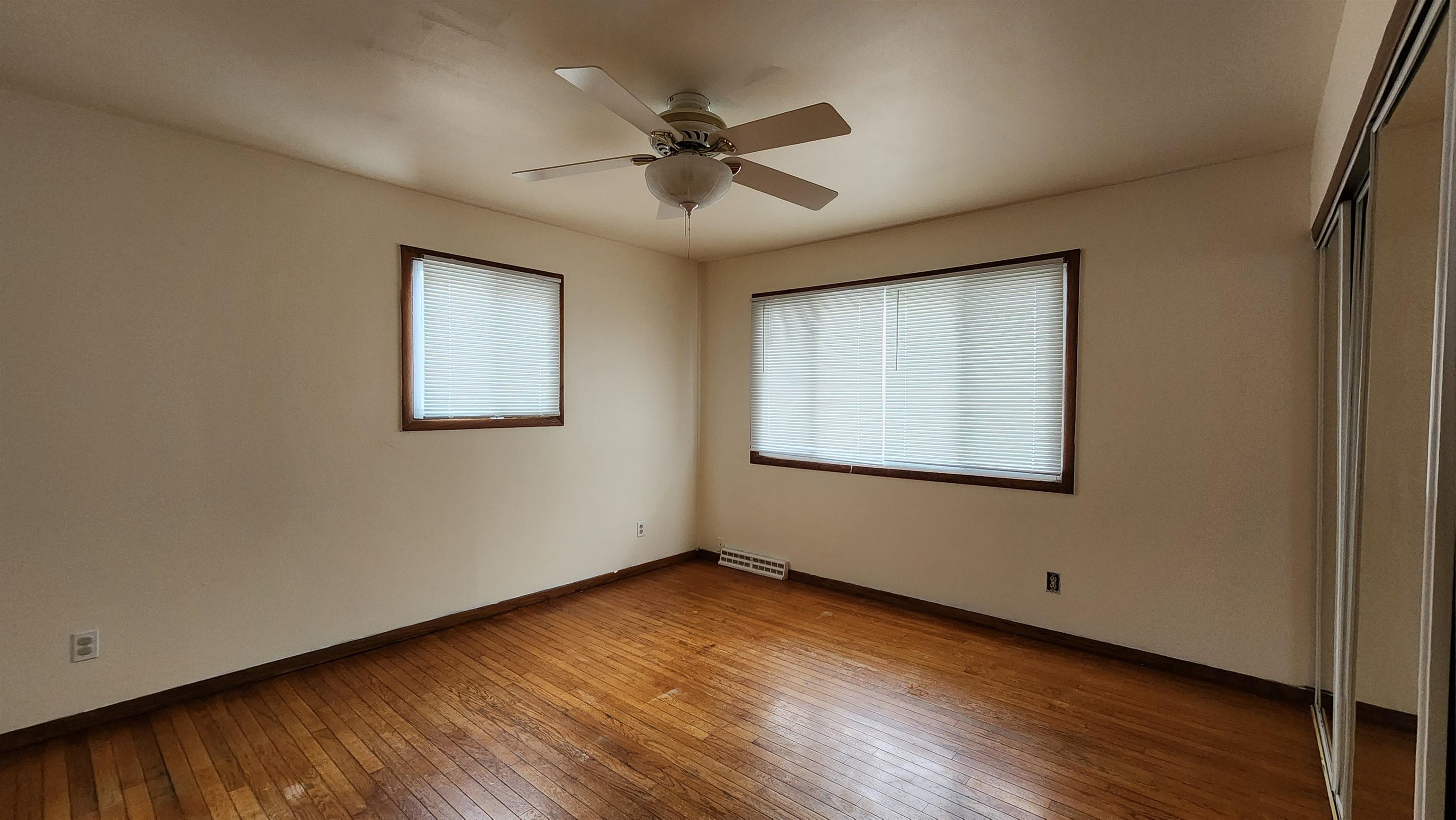 2421 Adler Middleton, WI 53562 - Photo 23 of 38