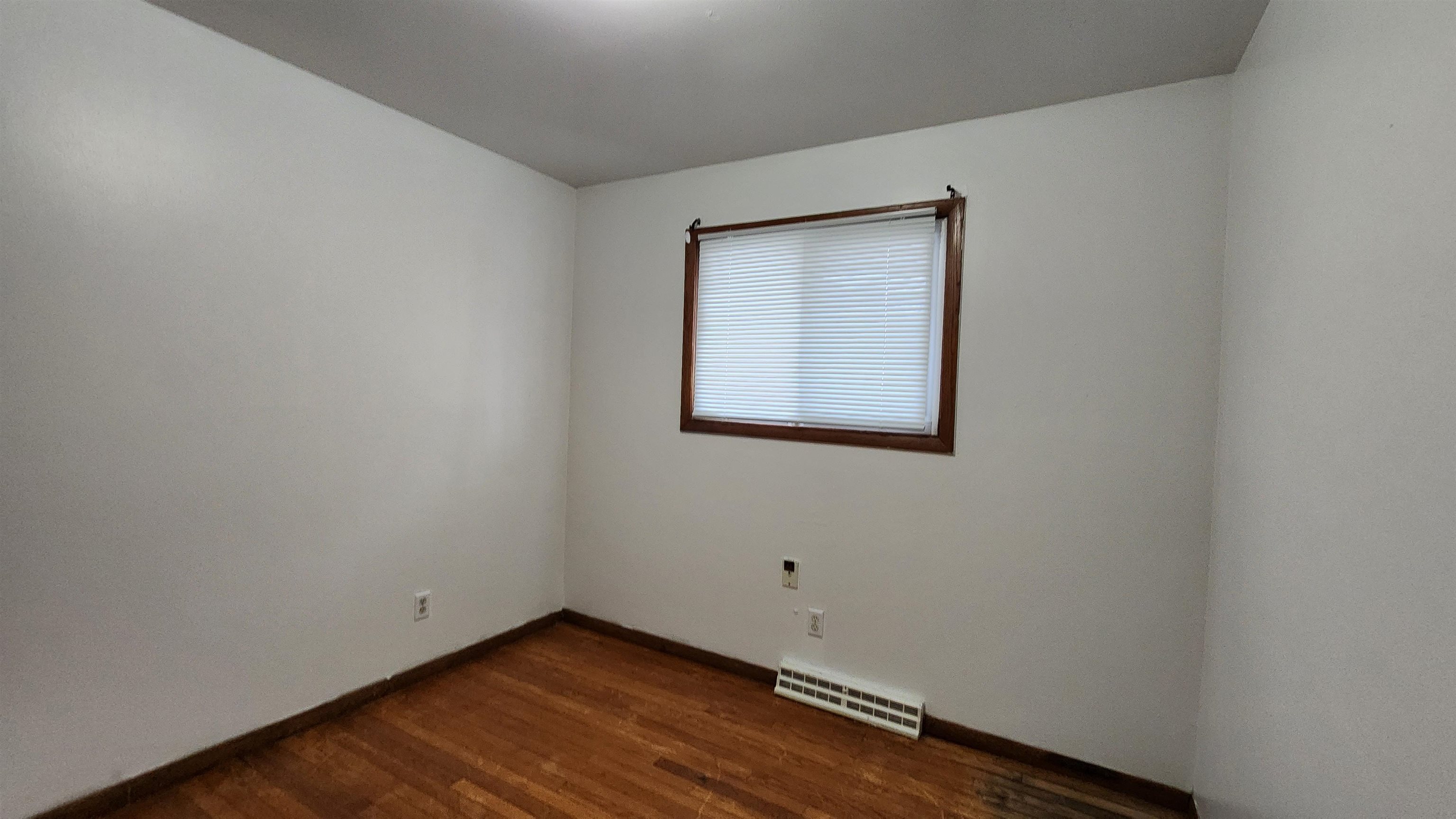 2421 Adler Middleton, WI 53562 - Photo 25 of 38