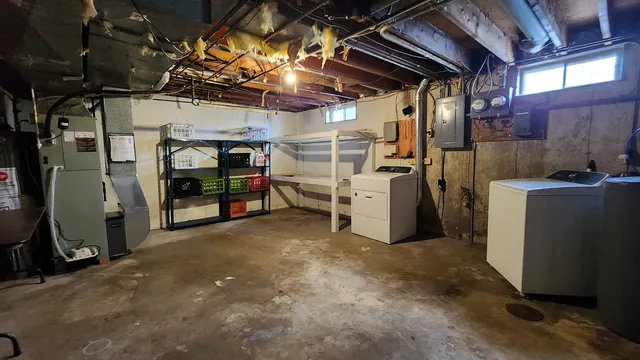 $2,200 | 2421 Adler, Middleton, WI 53562