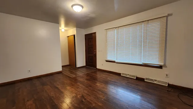 $2,200 | 2421 Adler, Middleton, WI 53562