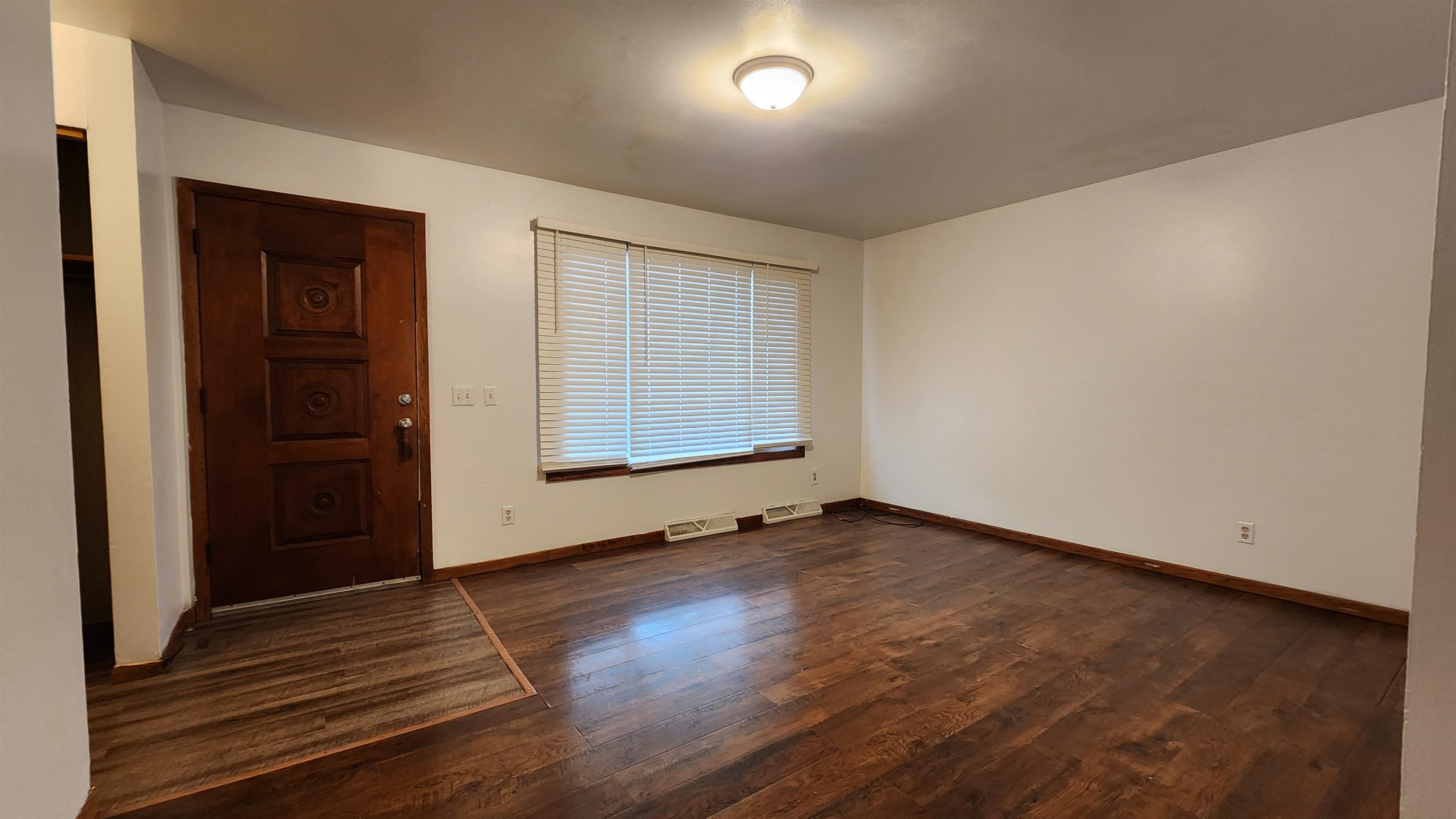 2421 Adler Middleton, WI 53562 - Photo 7 of 38