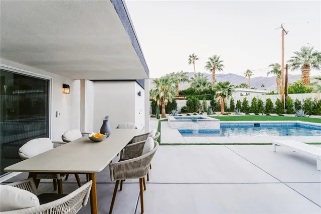 $2,349,887 | 2197 Jacques Drive, Palm Springs, CA 92262