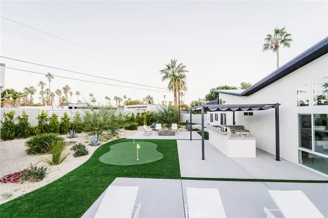 $2,349,887 | 2197 Jacques Drive, Palm Springs, CA 92262