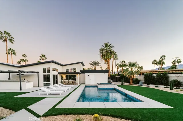 $2,349,887 | 2197 Jacques Drive, Palm Springs, CA 92262