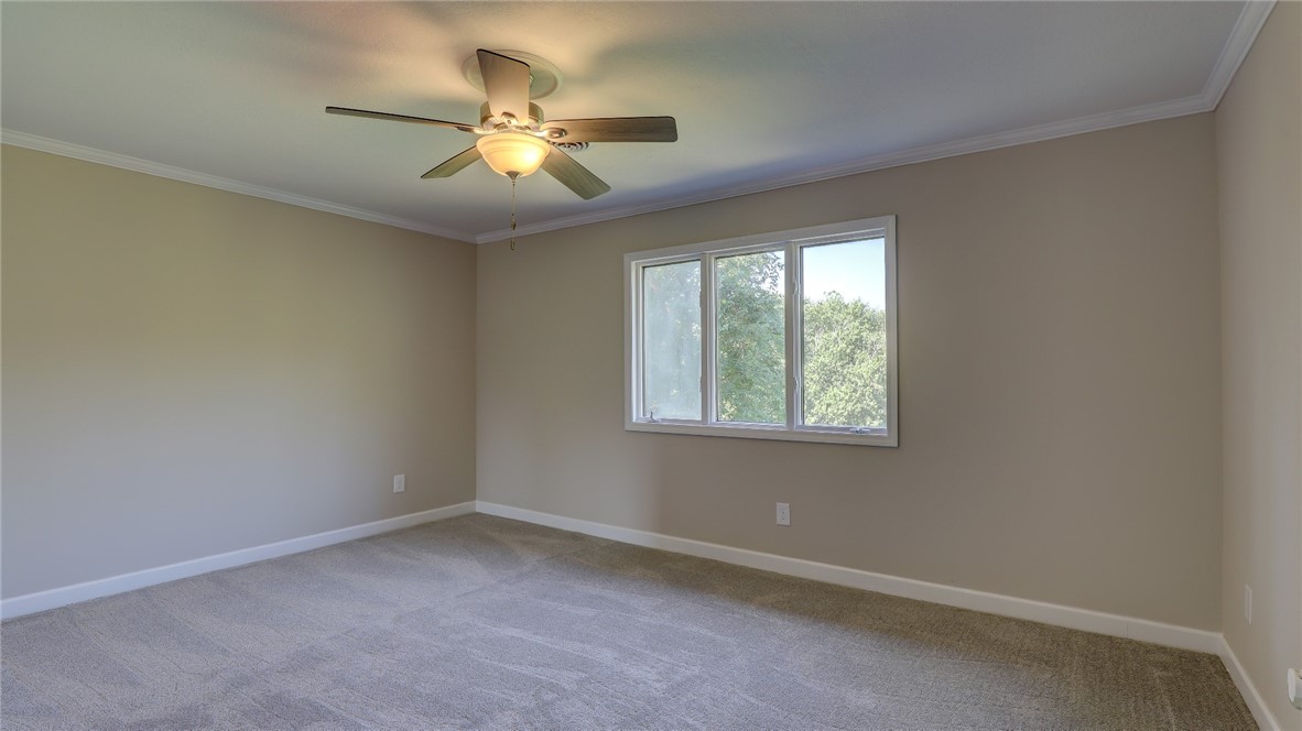 2287 Valley View Place Decatur, IL 62522 - Photo 30 of 43