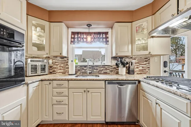 $525,000 | 2160 Whitman Court, Cinnaminson, NJ 08077