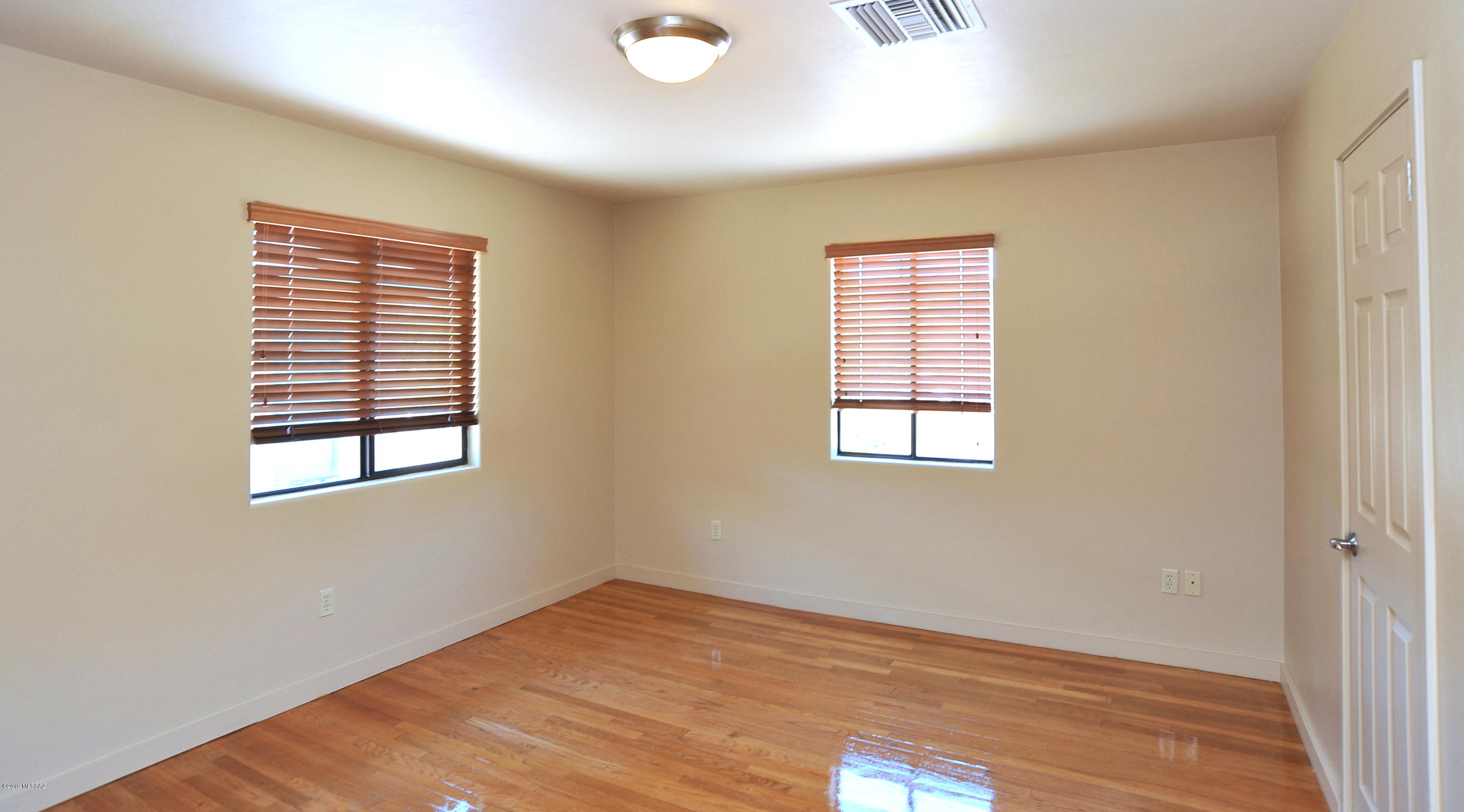 2326 East Lind Road Tucson, AZ 85719 - Photo 26 of 49 Gallery Image 26