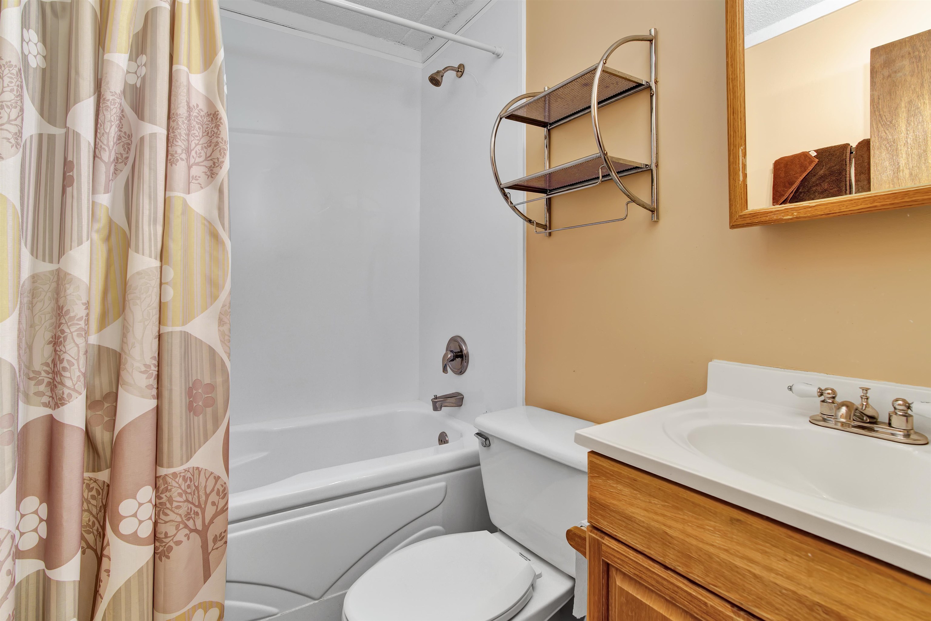 697 East Mountain Road, Unit C3 Killington, VT 05751 - Photo 11 of 21 Gallery Image 11