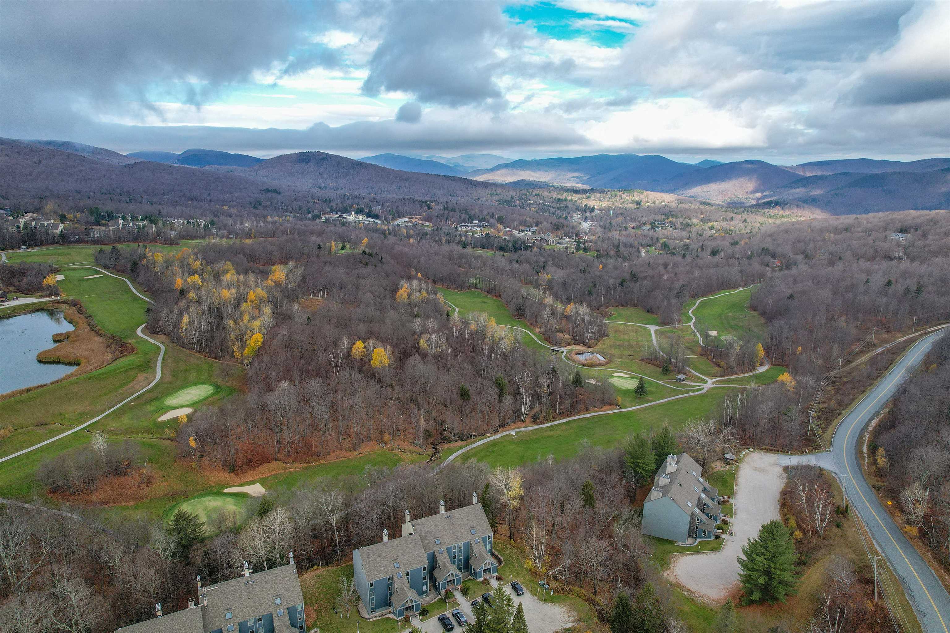 697 East Mountain Road, Unit C3 Killington, VT 05751 - Photo 17 of 21 Gallery Image 17