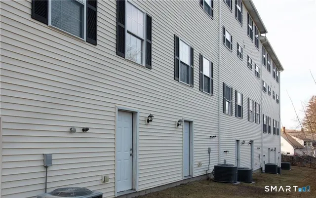 $245,000 | 38 Hooper Street, Unit 12, Norwich, CT 06360