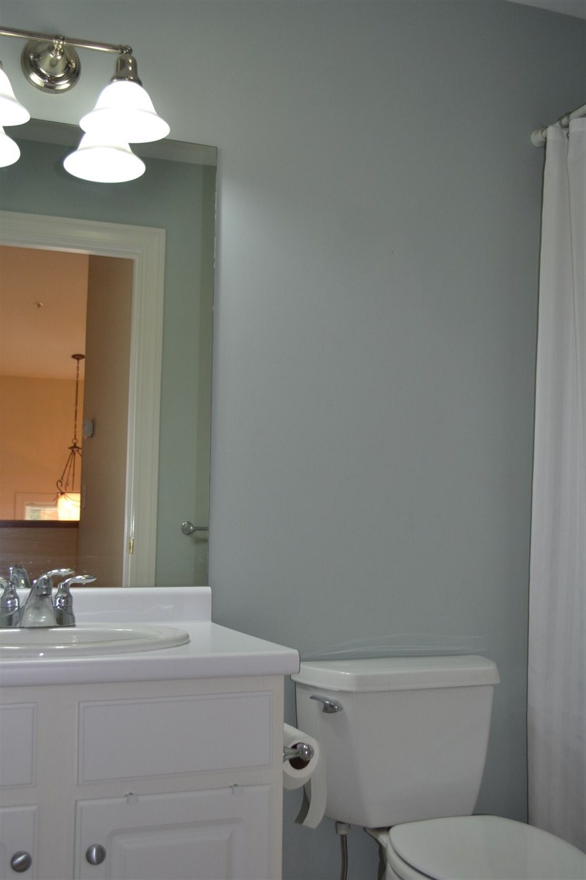 243 Drakeside Road, Unit 1 Hampton, NH 03842 - Photo 2 of 5