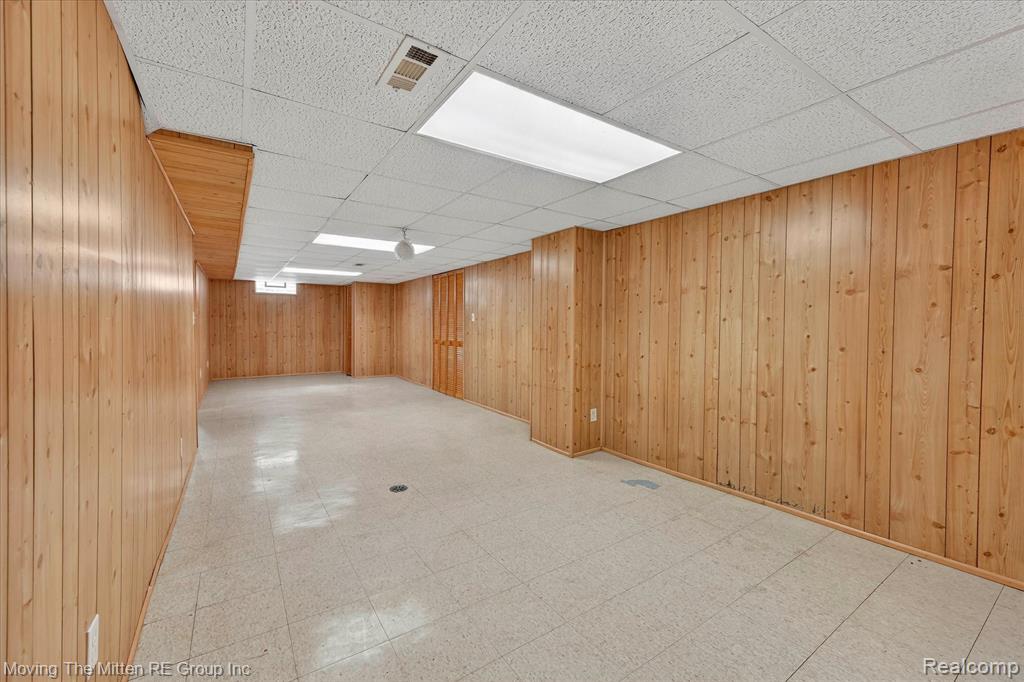 17049 Reno Street Riverview, MI 48193 - Photo 32 of 71