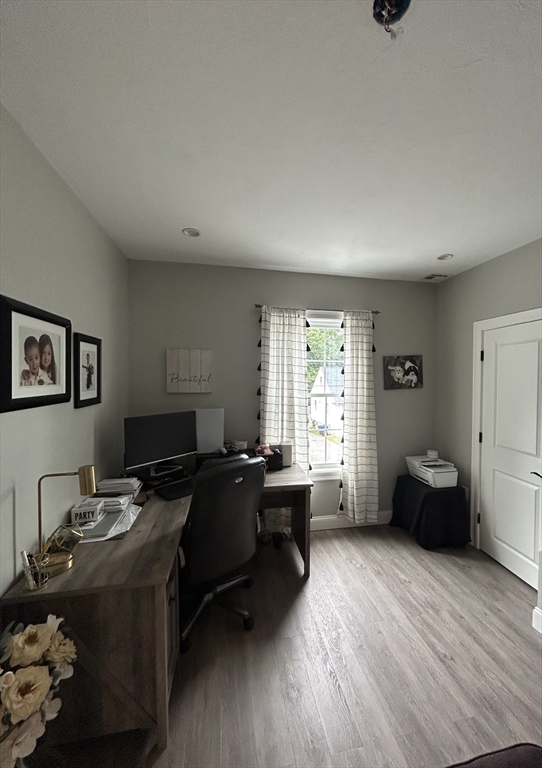 29 Bennett Street Hudson, MA 01749 - Photo 23 of 31