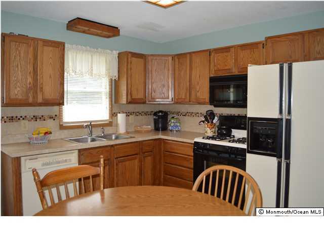 24 Hickory Hill Road Jackson, NJ 08527 - Photo 2 of 19 Additional Photo
