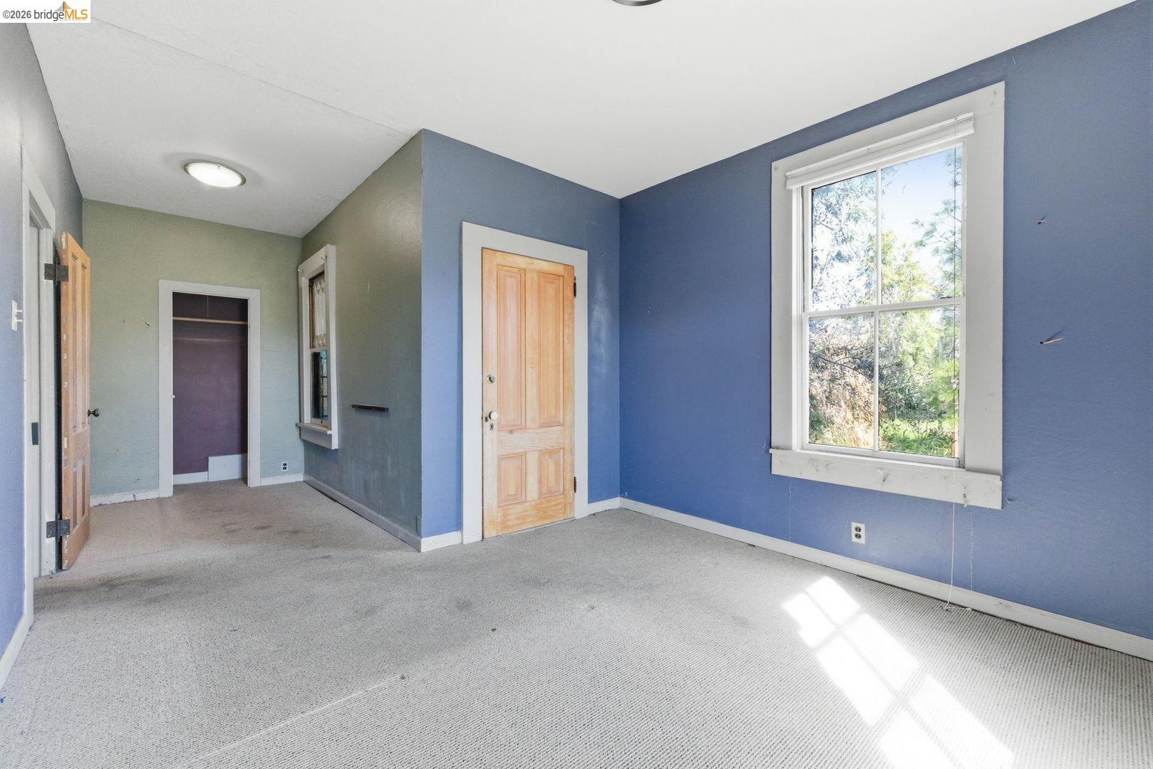 16129 Jacksonville Road Jamestown, CA 95327 - Photo 13 of 39 a view of a livingroom with a window