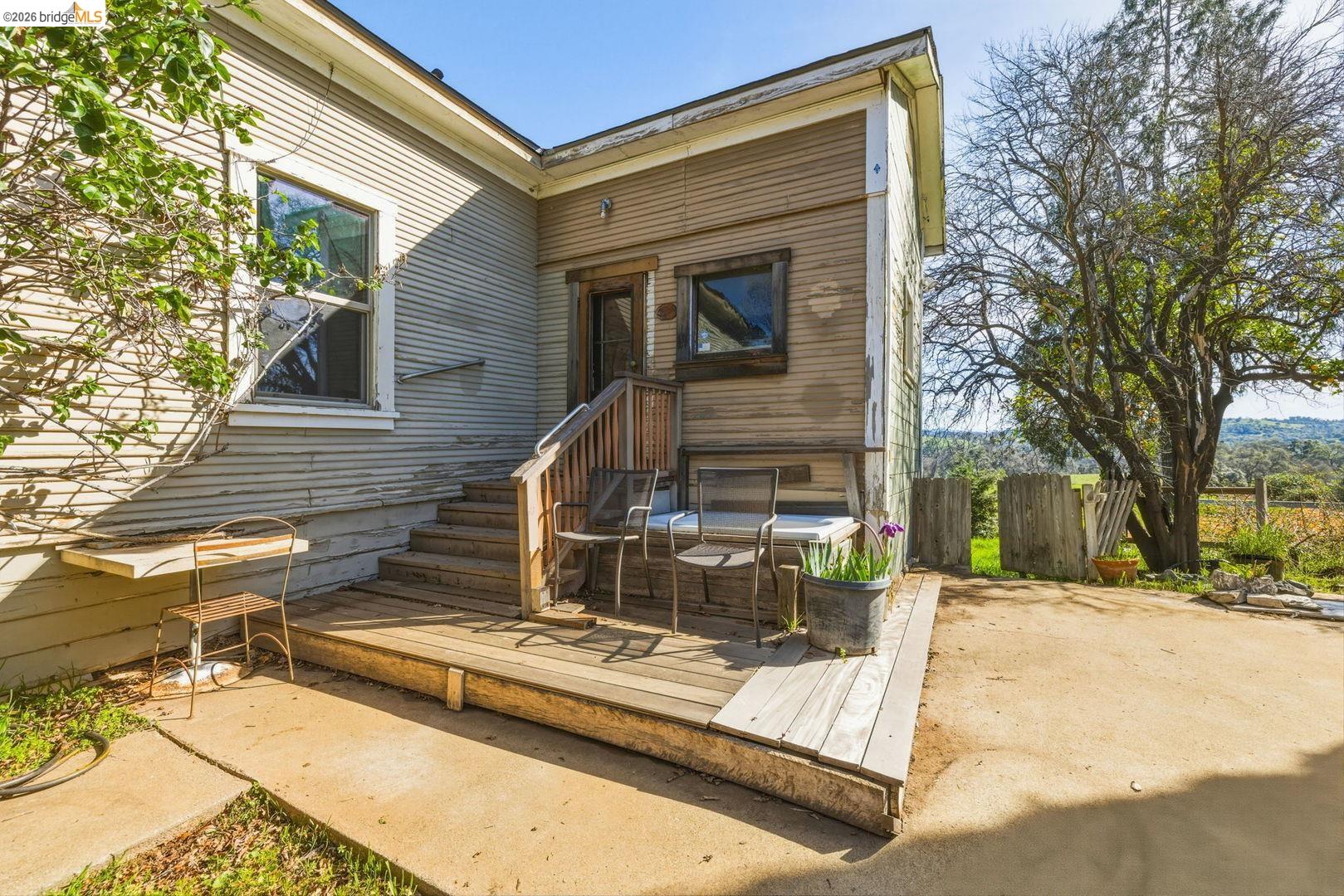 16129 Jacksonville Road Jamestown, CA 95327 - Photo 21 of 39 a view of a building with snow on the road