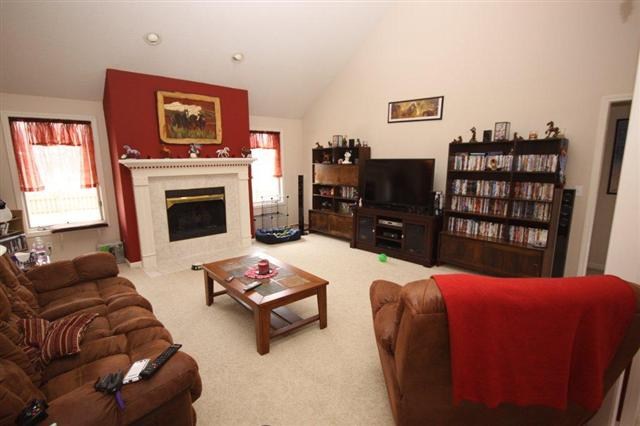 11010 Smokey Ridge Place Fort Wayne, IN 46818 - Photo 2 of 15 Gallery Image 2