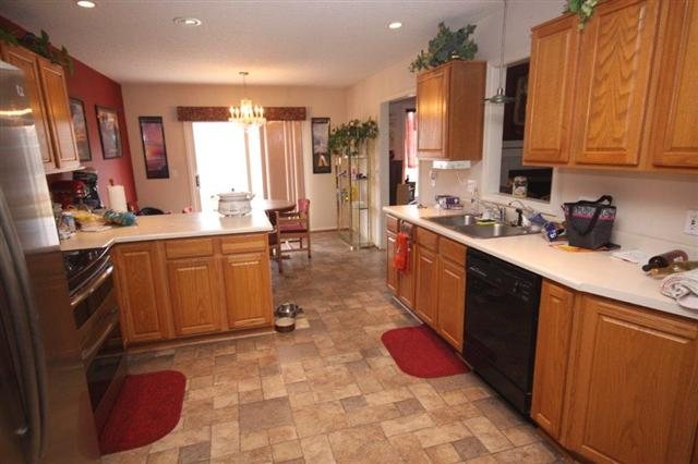 11010 Smokey Ridge Place Fort Wayne, IN 46818 - Photo 3 of 15 Gallery Image 3
