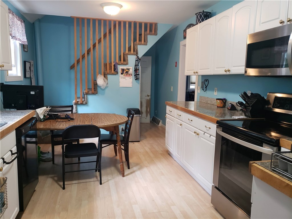 167 Mishnock Road West Greenwich, RI 02817 - Photo 11 of 17 Gallery Image 11