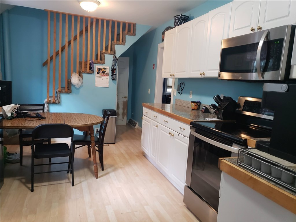 167 Mishnock Road West Greenwich, RI 02817 - Photo 12 of 17 Gallery Image 12