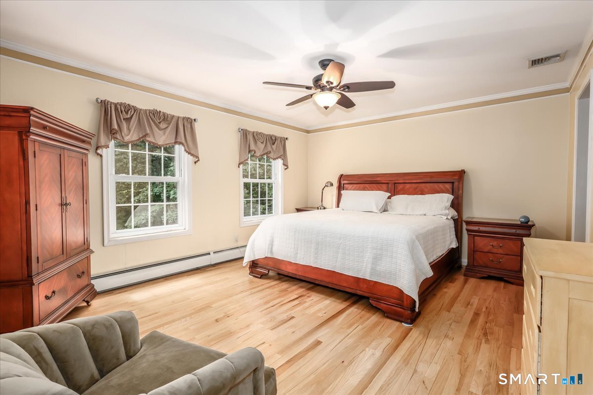 32 Country Way Bethel, CT 06801 - Photo 20 of 40