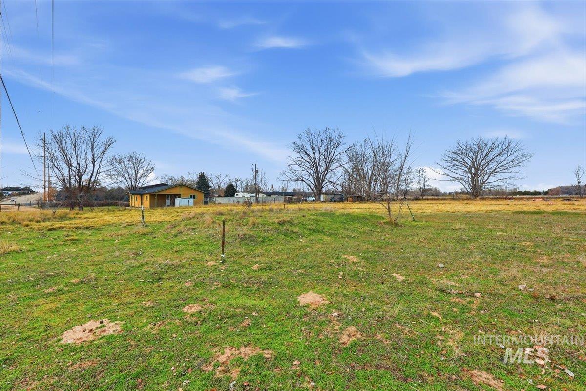 14666 Willis Road Caldwell, ID 83607 - Photo 20 of 23 View of grassy pasture with a view of countryside