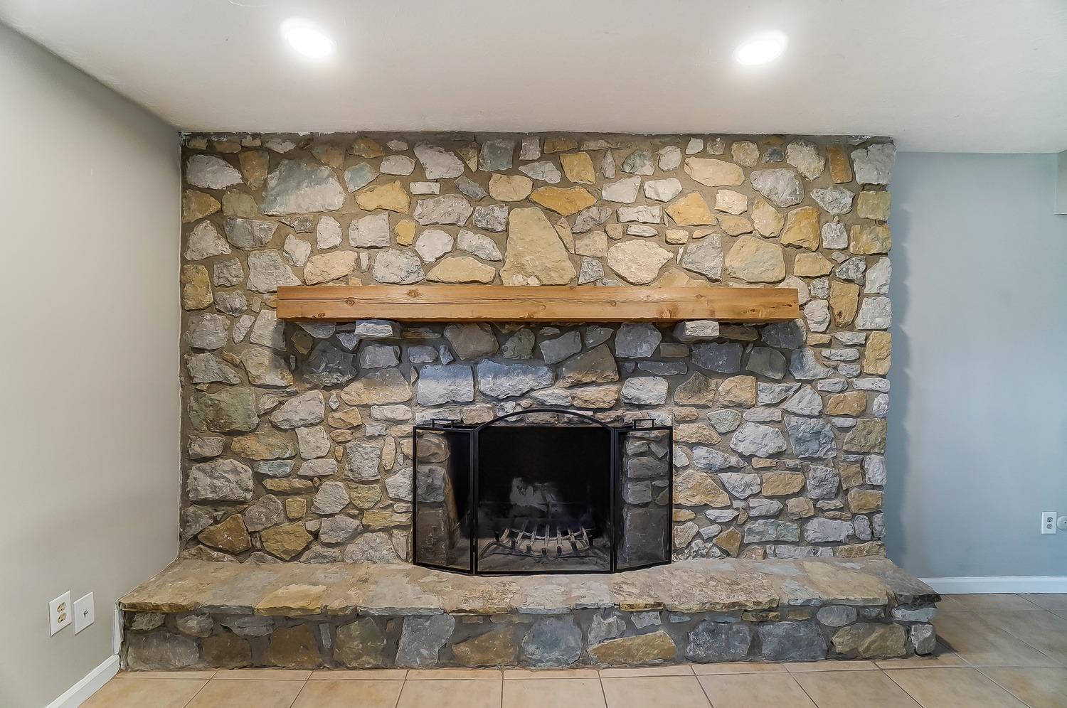 8889 Paragon Road Dayton, OH 45458 - Photo 24 of 43 Gallery Image 24