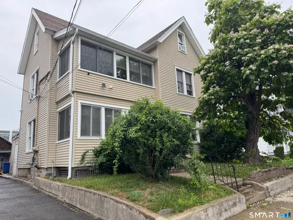 $2,650 | 11 Betts Place, Norwalk, CT 06855