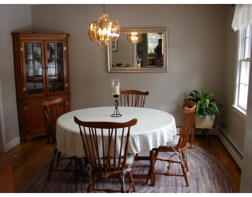 1 Bantry Road Southborough, MA 01772 - Photo 3 of 8 Gallery Image 3
