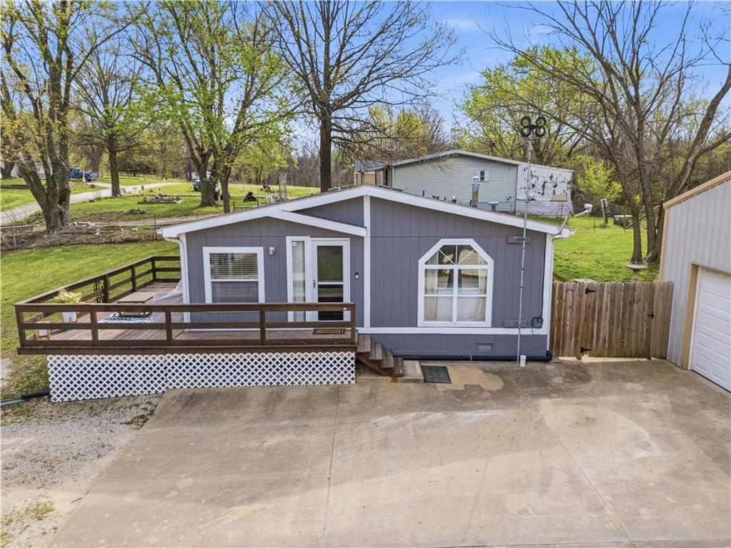 1201 Pecan Odessa, MO 64076 - Photo 3 of 34