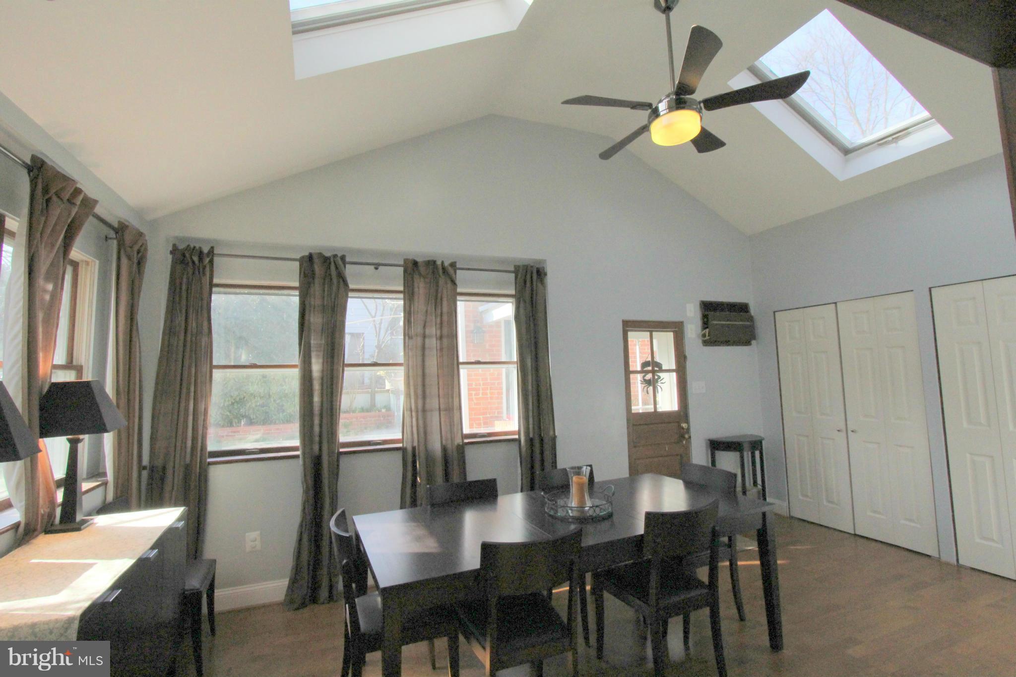 319 Ladson Road Silver Spring, MD 20901 - Photo 9 of 24 Interior (General)