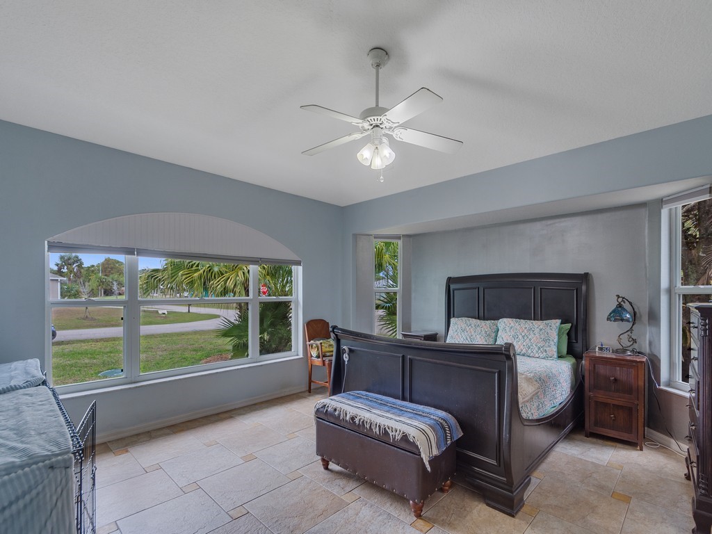 702 Helicon Terrace Sebastian, FL 32958 - Photo 16 of 36