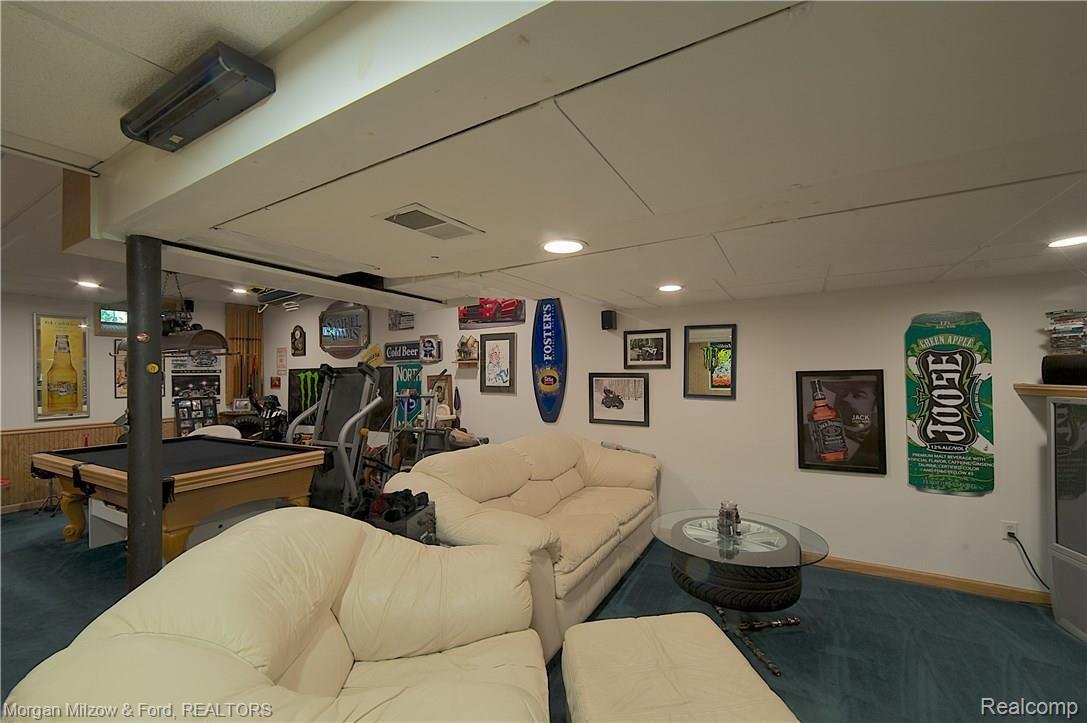 8475 Foster Road Clarkston, MI 48346 - Photo 17 of 35 Lower level another view