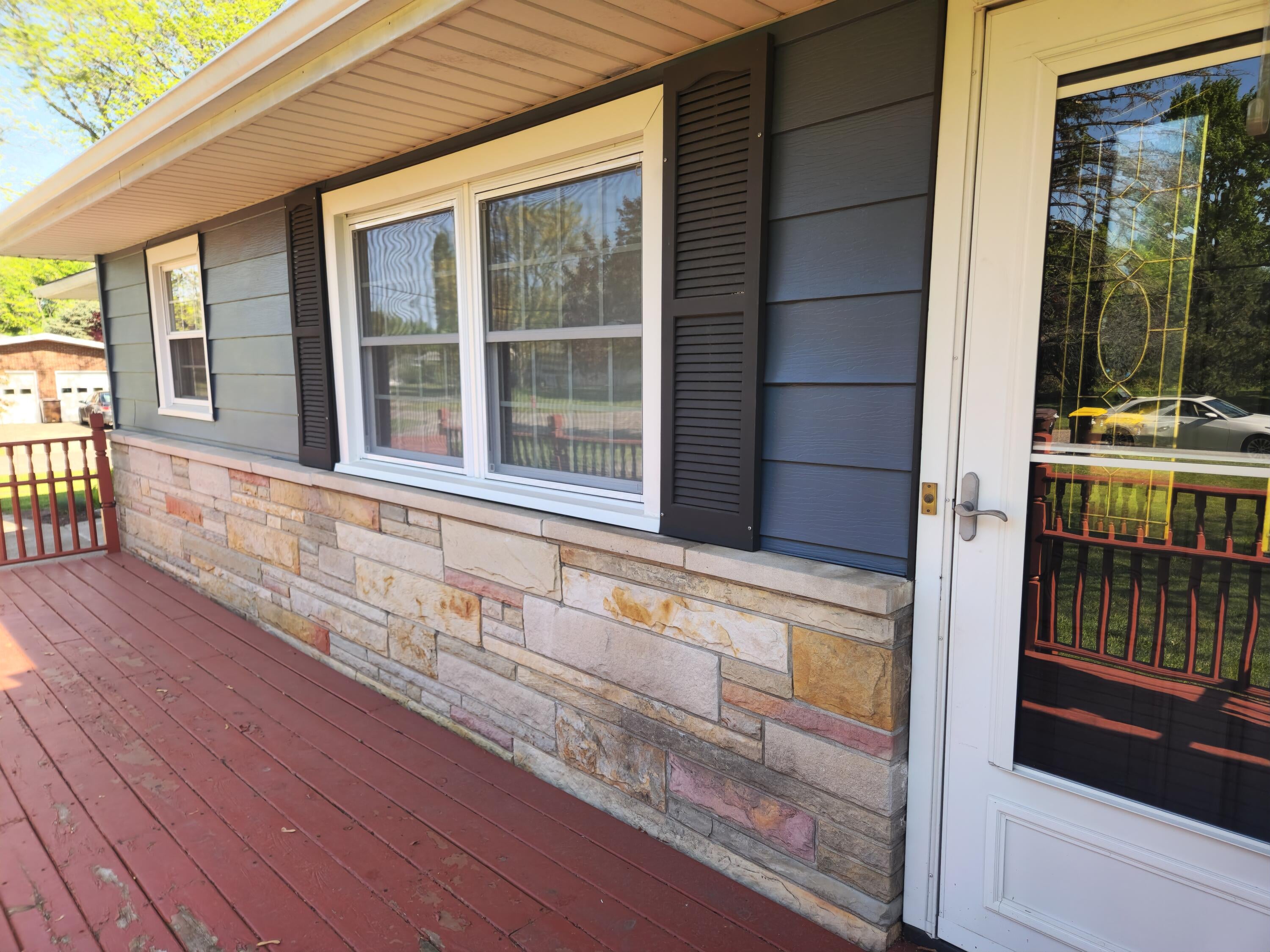 301 Rancho Street Eaton Rapids, MI 48827 - Photo 3 of 41 20260515_172607