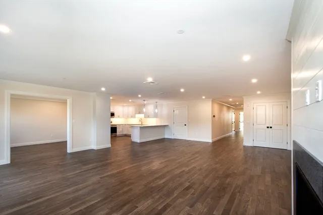 $900,000 | 2 Proprietors Drive, Unit 27, Marshfield, MA 02050