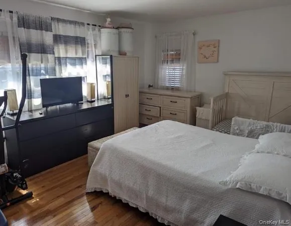 $1,900 | 20 Blauvelt Avenue, Unit 2R, West Haverstraw, NY 10993