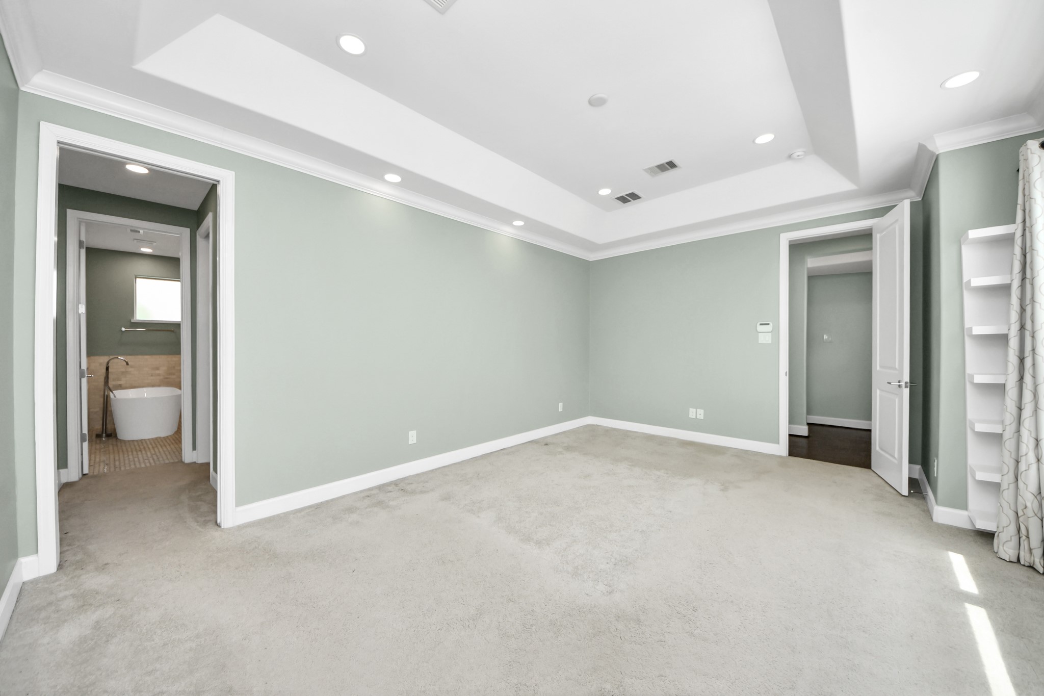 1716 Stuart Street Houston, TX 77004 - Photo 27 of 39 a view of an empty room
