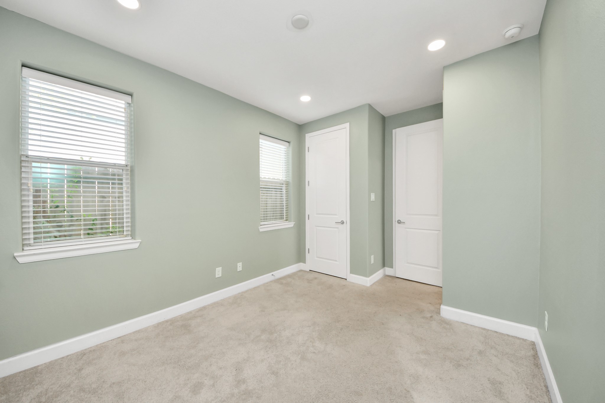 1716 Stuart Street Houston, TX 77004 - Photo 7 of 39 a view of livingroom with hardwood floor and window