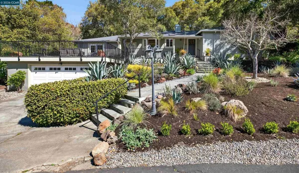 $1,785,000 | 27 Glorietta Court, Orinda, CA 94563