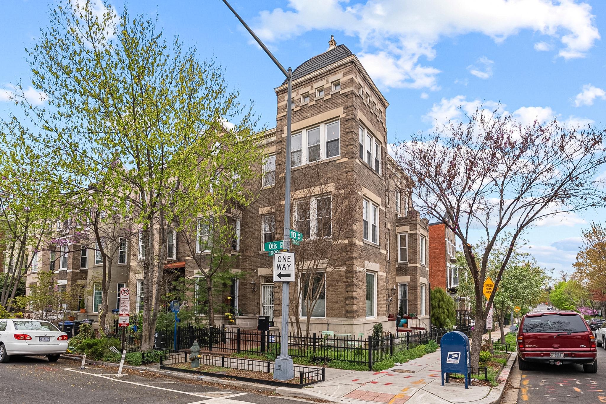 3600 10th Street Northwest, Unit B Washington, DC 20010 - Photo 23 of 27 Charming corner residence with shared garden