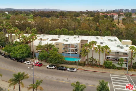 $799,000 | 330 South Barrington Avenue, Unit 307, Los Angeles, CA 90049