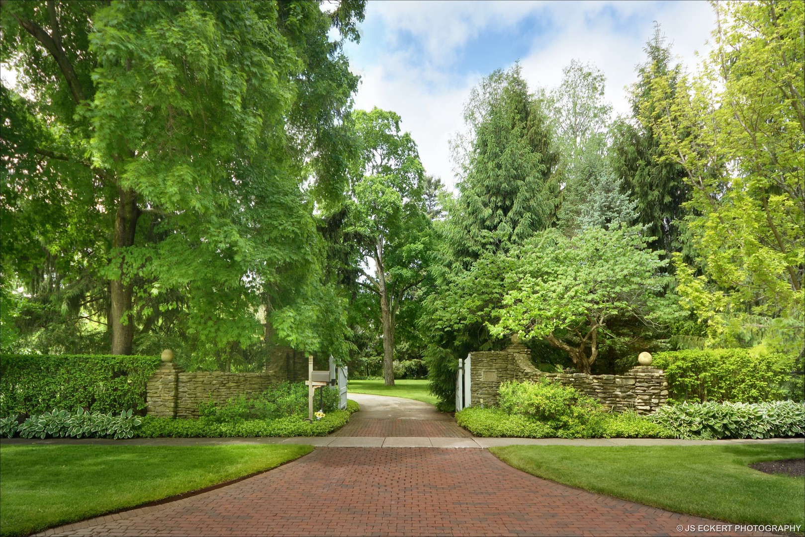 700 North Mayflower Road Lake Forest, IL 60045 - Photo 8 of 69