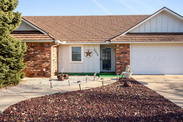 $299,000 | 2012 Westcliff Parkway, Amarillo, TX 79124