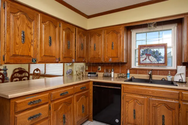 $299,000 | 2012 Westcliff Parkway, Amarillo, TX 79124