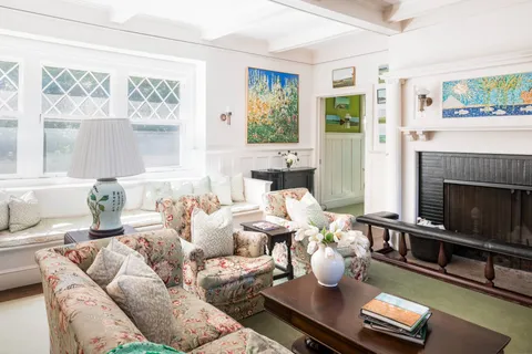 a view of living room