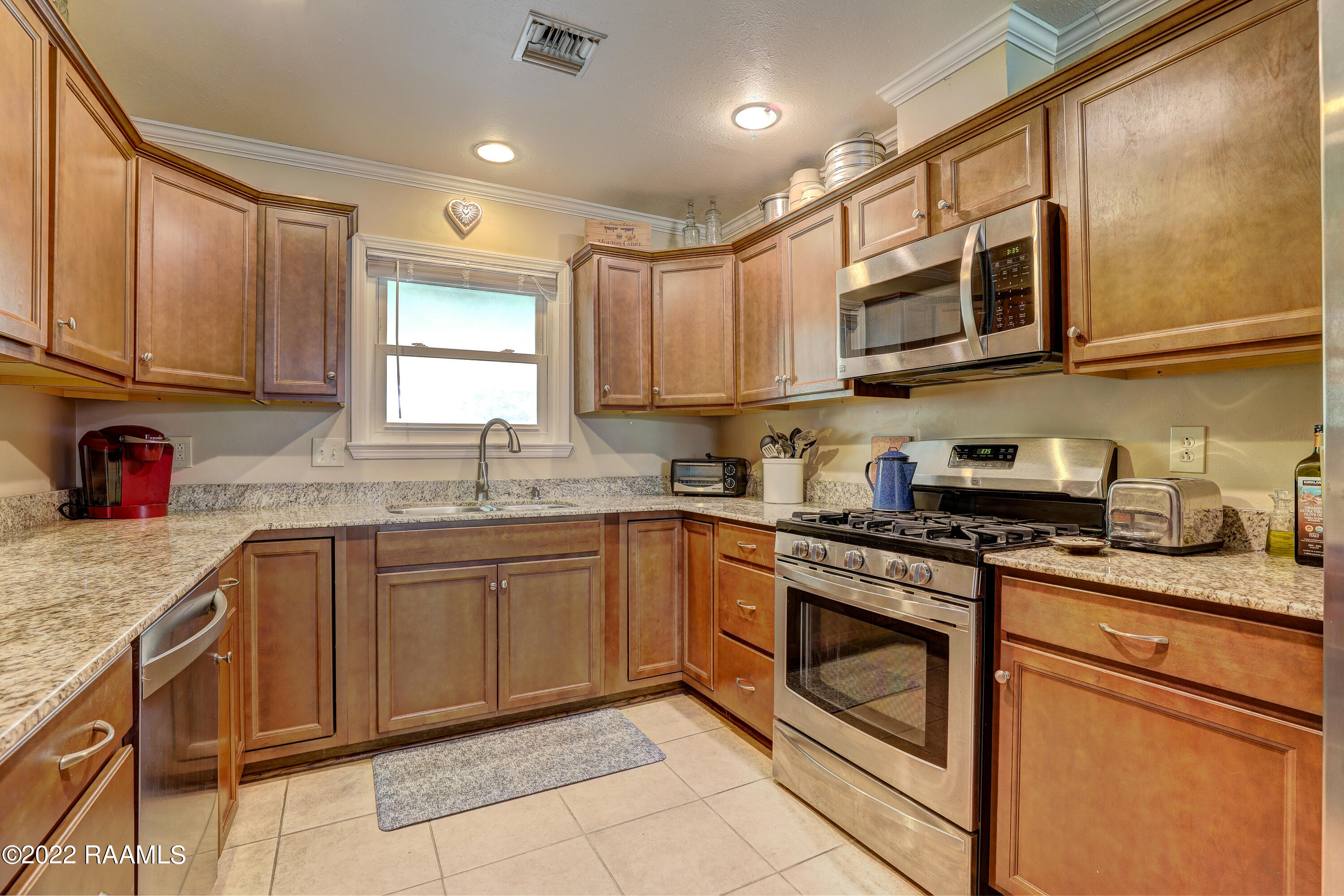 110 Burns Road Lafayette, LA 70508 - Photo 2 of 33 Burns-14