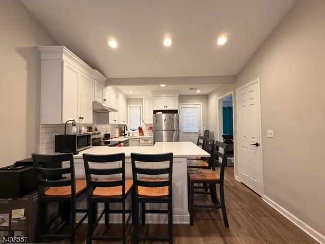 $2,100 | 8 Troon Terrace, Annandale, NJ 08801